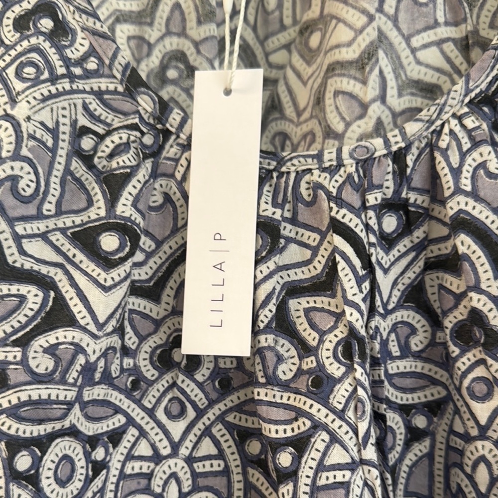 Lilla P Black and White Flutter Sleeve Blouse - Picture 2 of 6